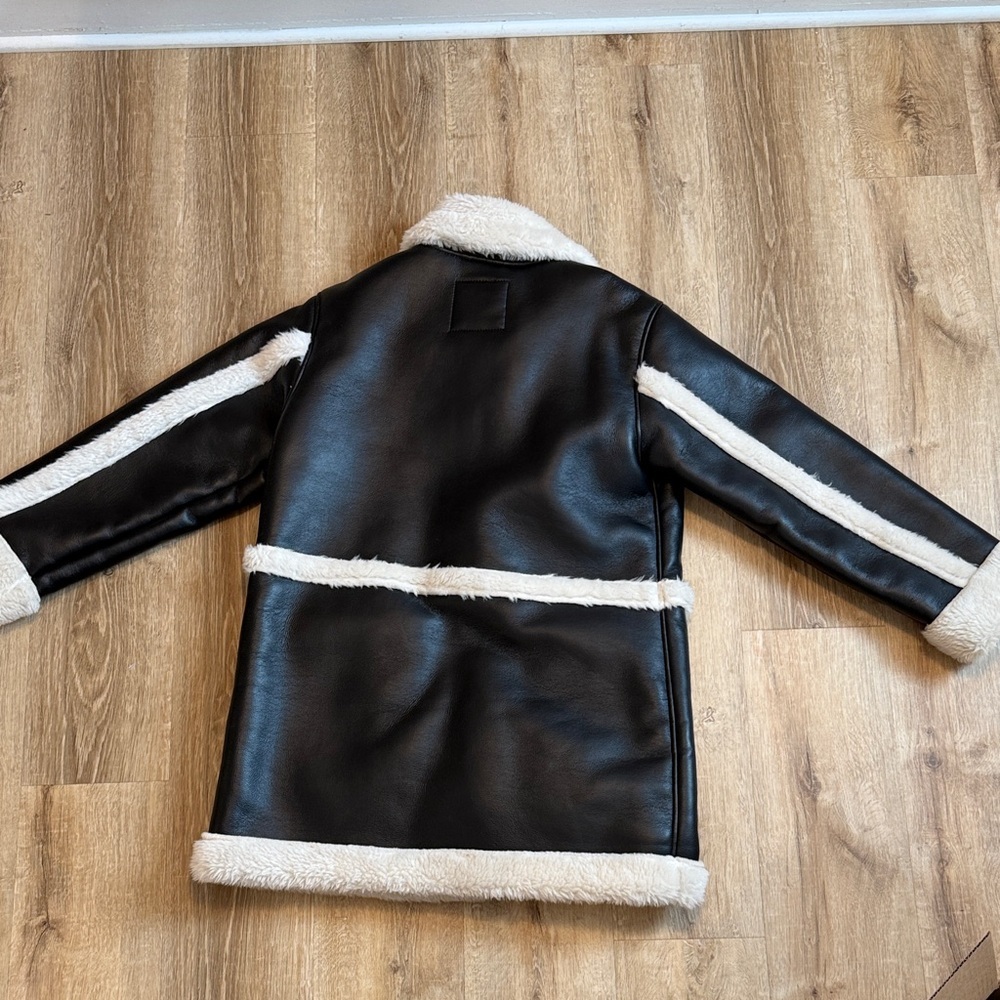 Abercrombie Oversized Sherpa-Lined Vegan Leather Coat - Picture 5 of 7